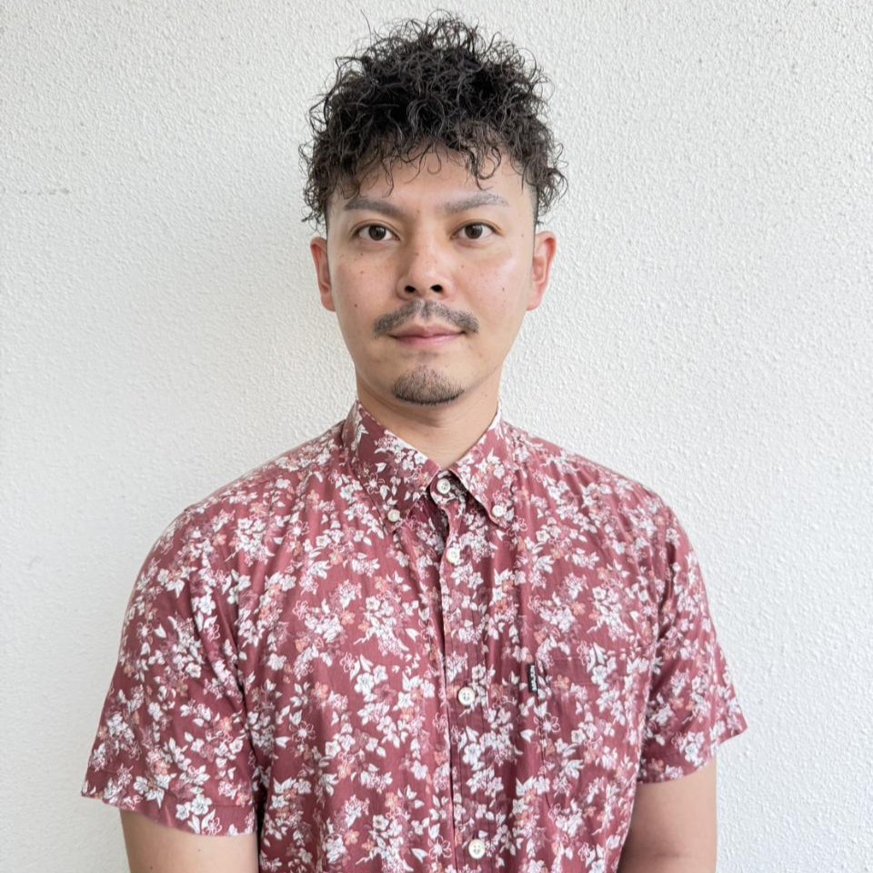 営業部 奥浜(OKUHAMA)